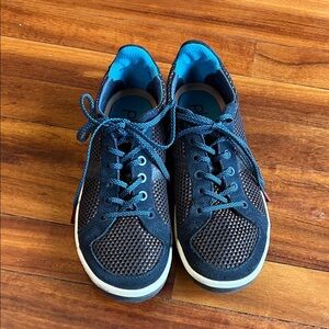 PLAE Kids Navy and Teal Lace-Up Sneakers